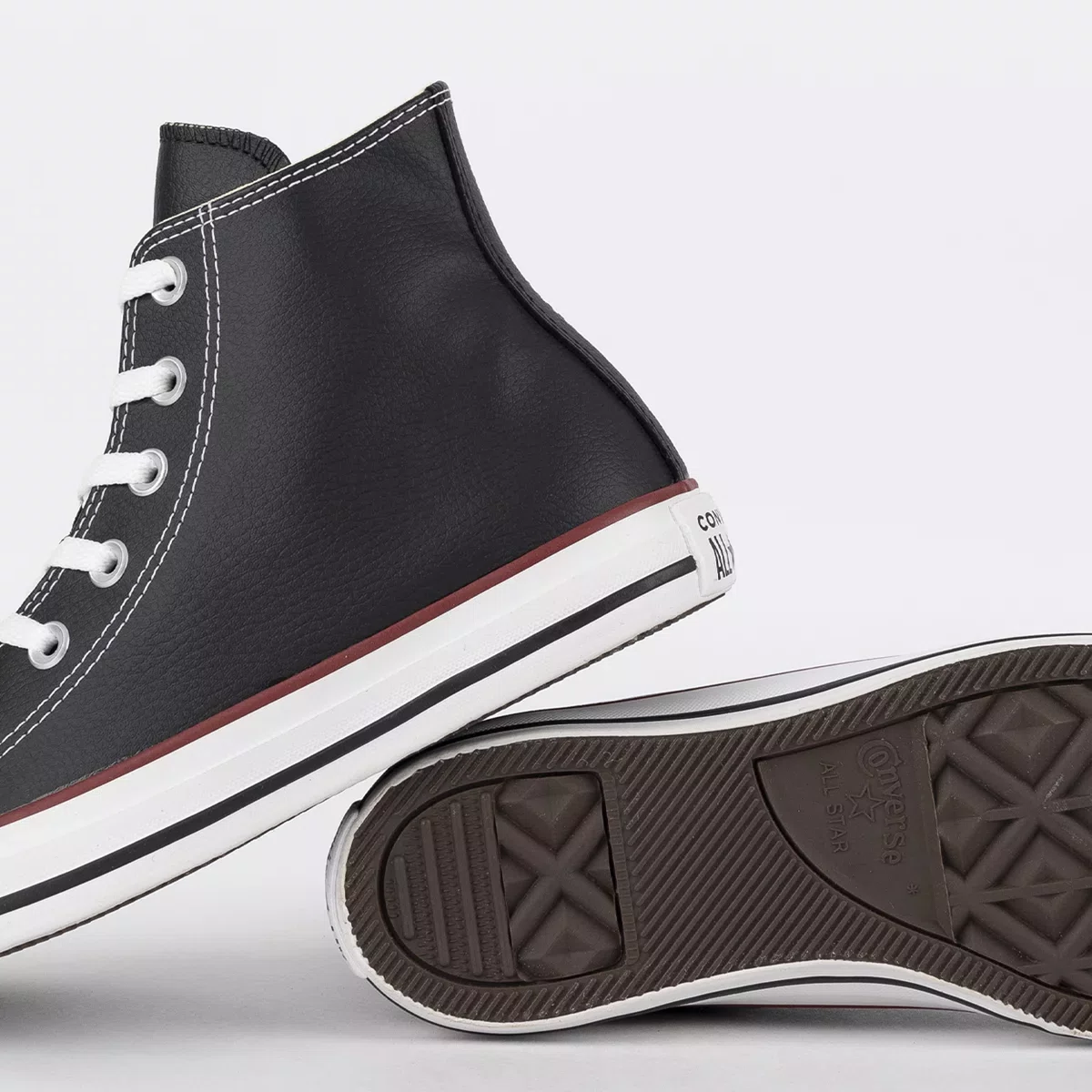 Tênis Infantil Cano Alto All Star Chuck Taylor Preto e Branco