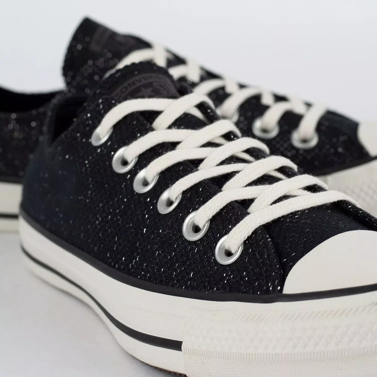 Tênis All Star Converse Chuck Taylor Couro Preto Cano Alto - Feirão dos  Calçados